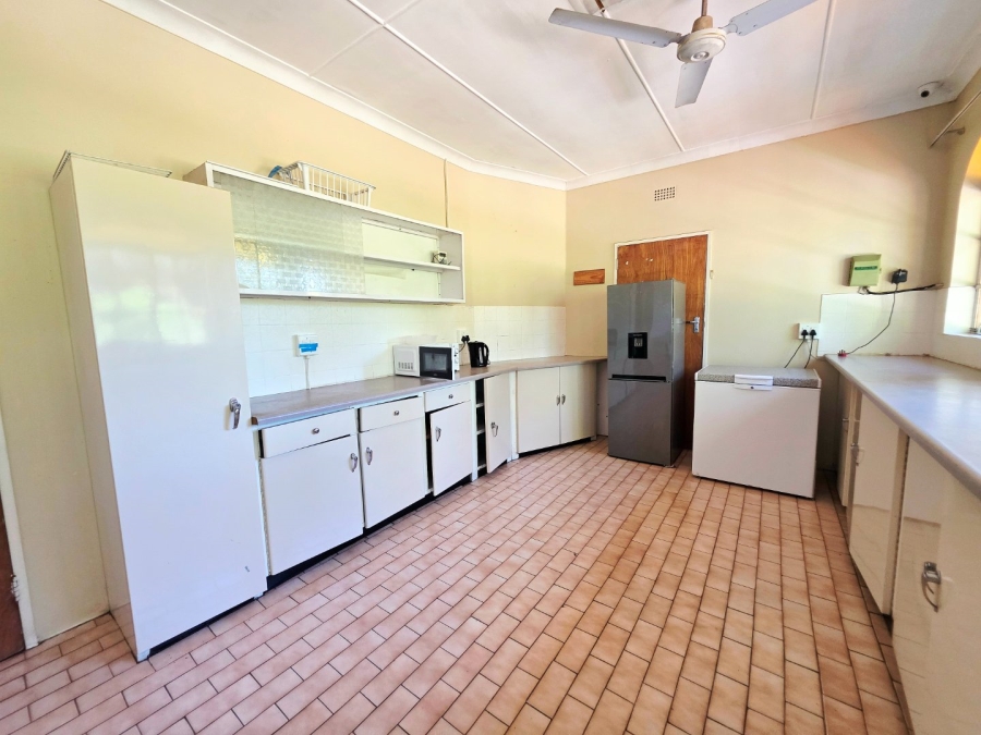 11 Bedroom Property for Sale in Universitas Free State